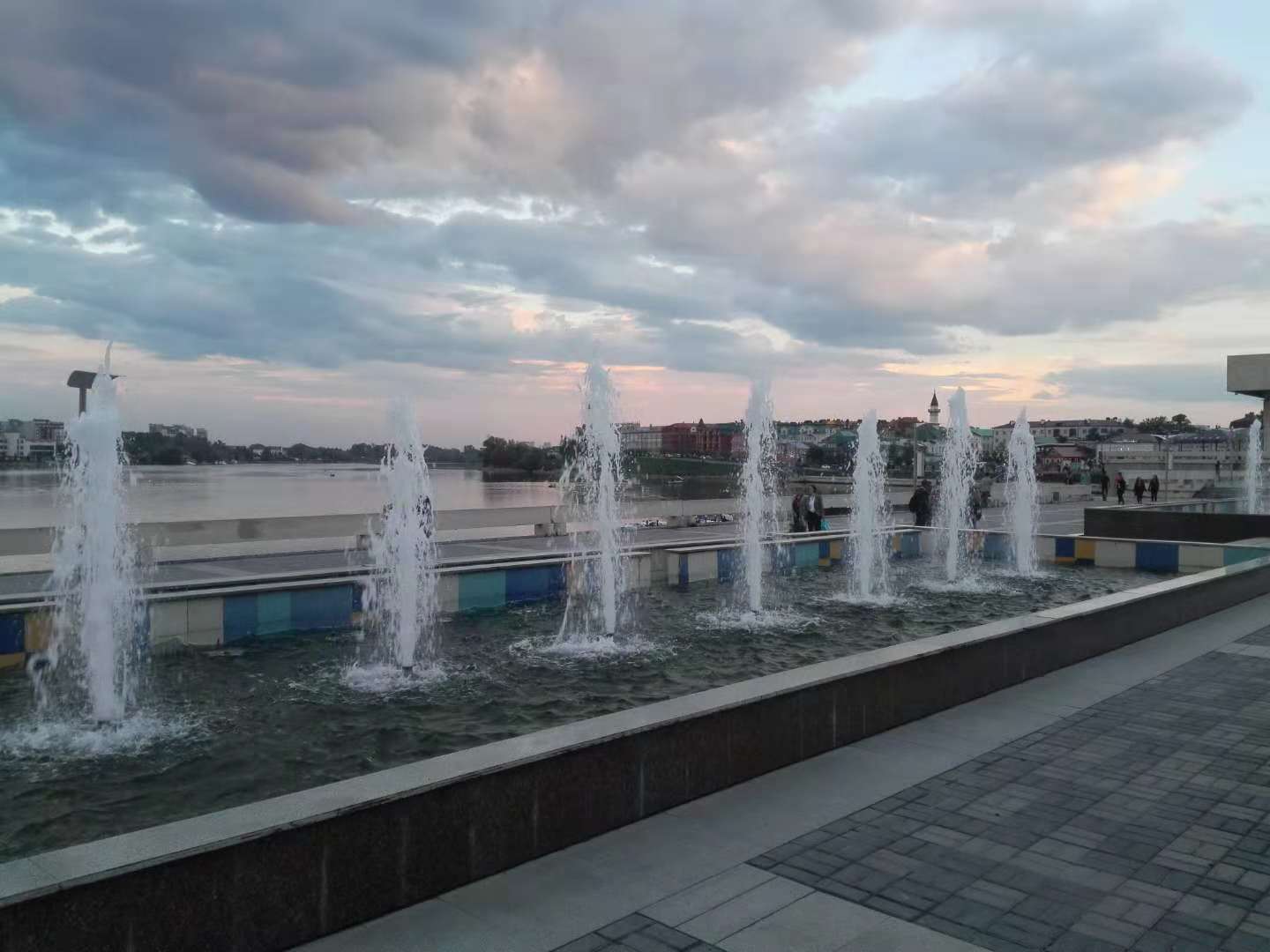 智能扫描 —— 精准识别风险，提前布局防御